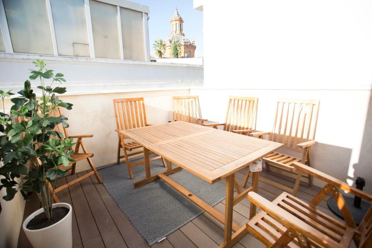 One&lux Byron Apartment Seville