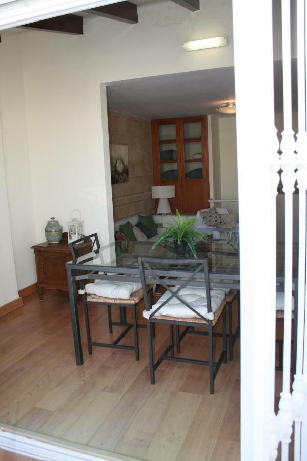Atico Amistad Apartment *