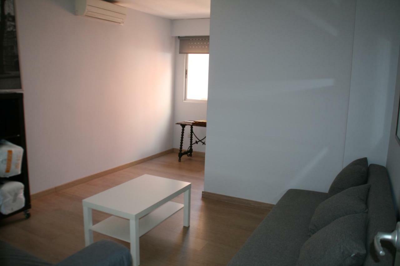 Alberche Apartment *