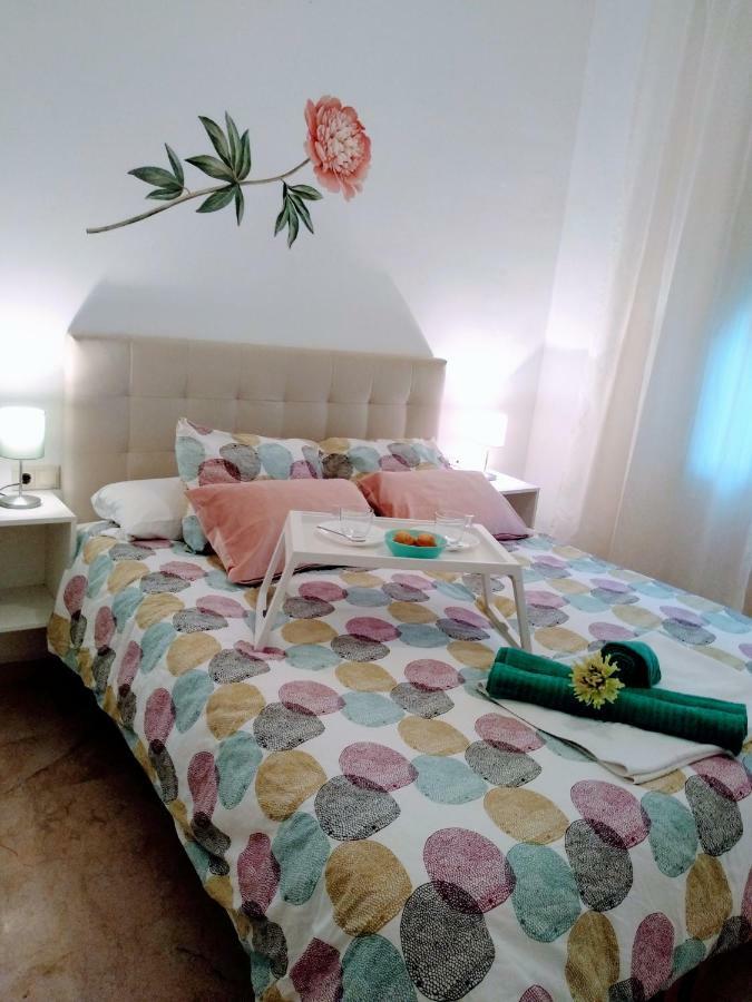 Barqueta Wish-suite Seville