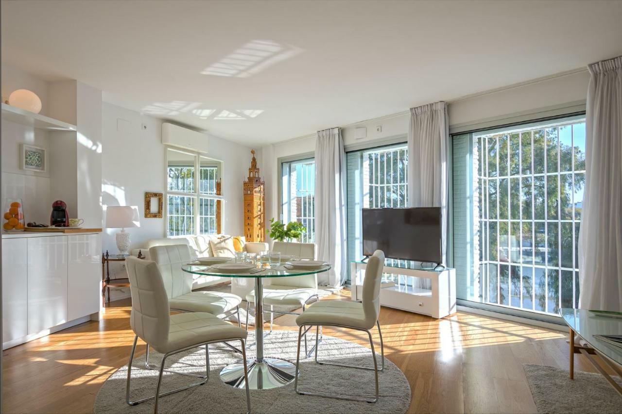 Betis Deluxe Riverside Apartamento