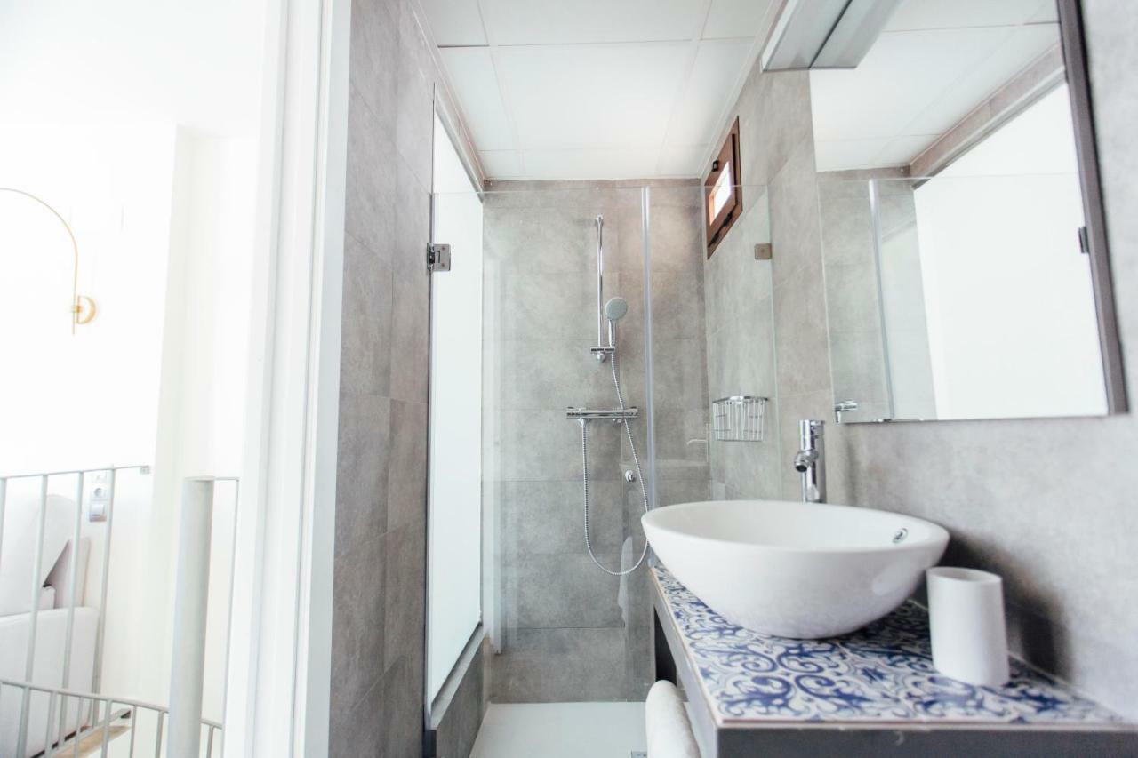 One&lux Byron Apartment *