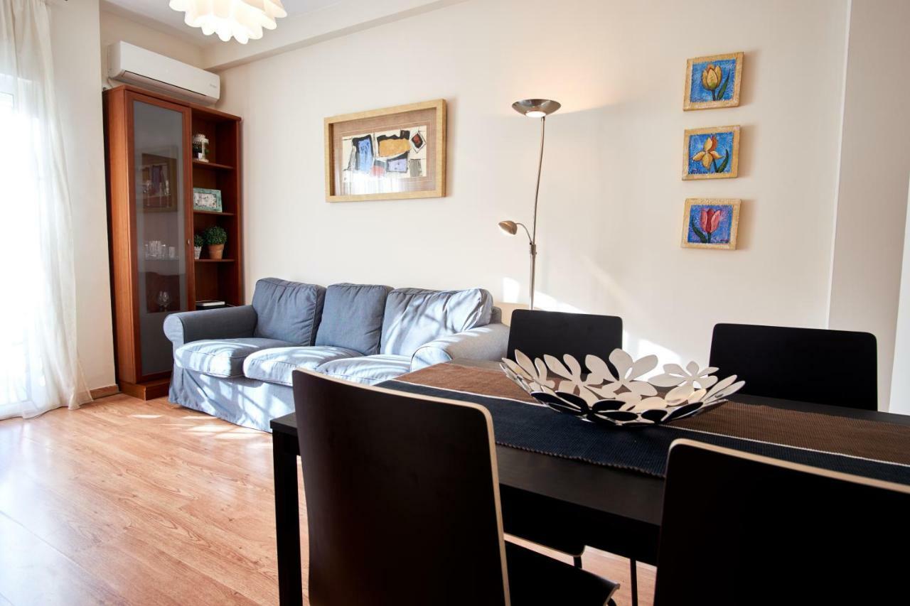 Apartment Resolana Walls *